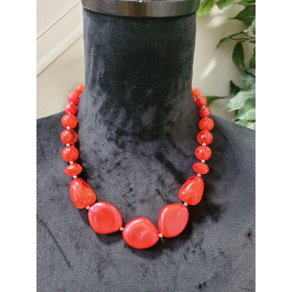 Red Bead Strand Necklace Gold Tone Women Jewelry Simple Style - Picture 6 of 6